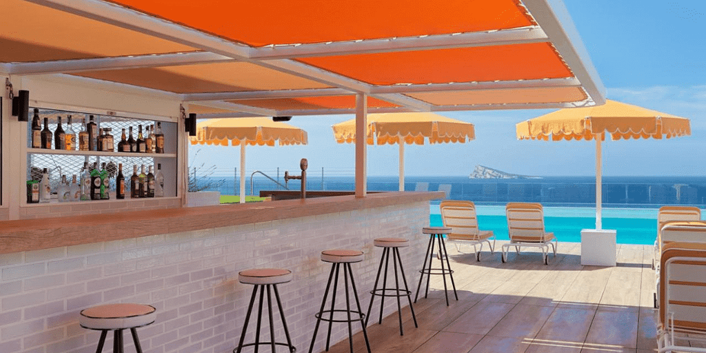 rooftop bar hotel porto poniente